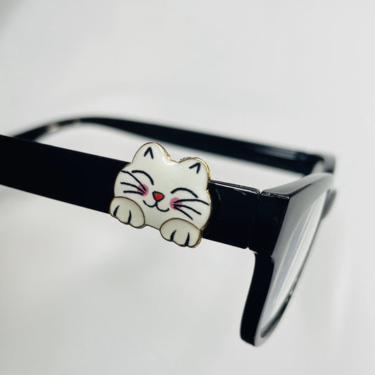White Smiling Cat Head with Paws EyeDeco