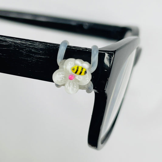 Mini Bee on White Flower Resin EyeDeco