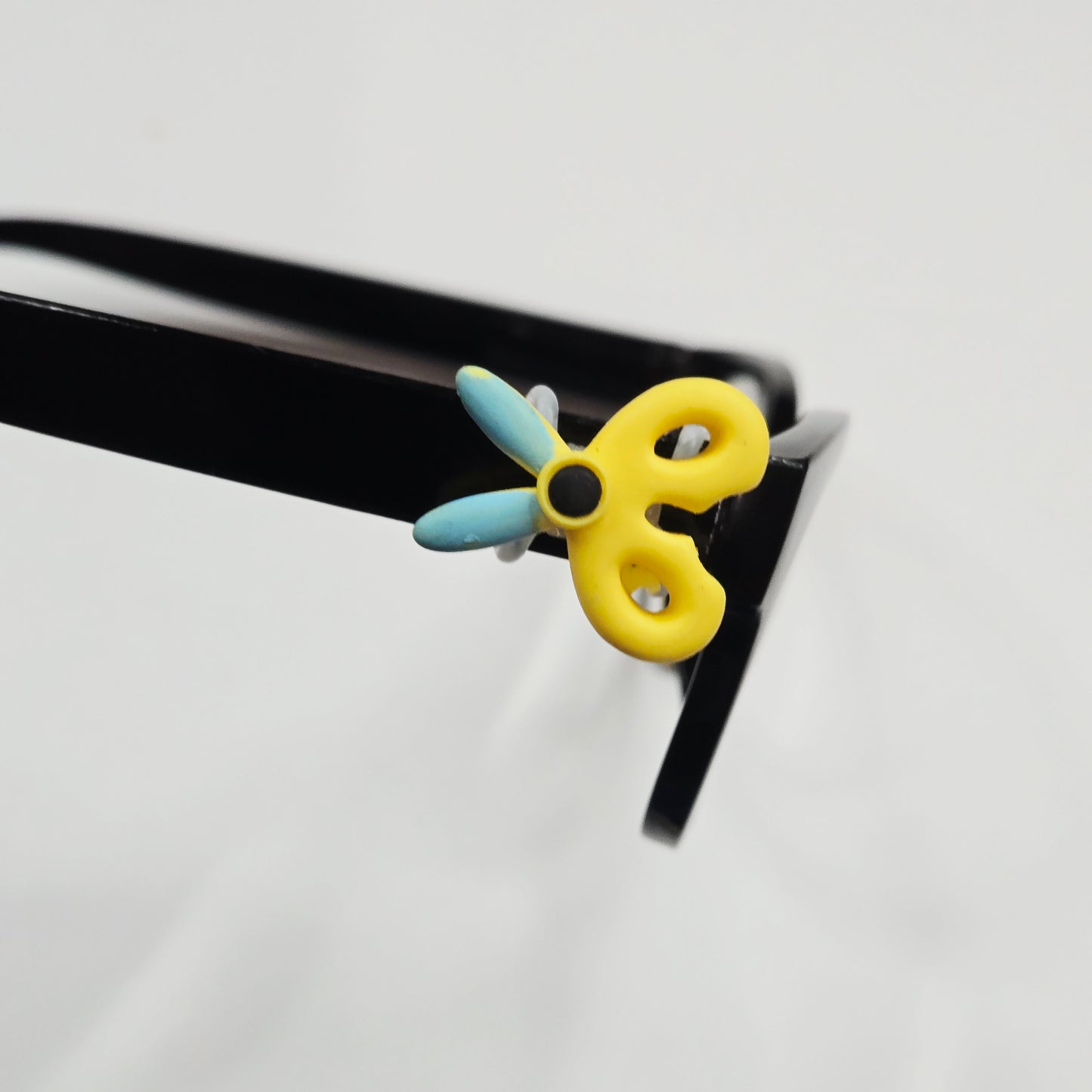 Yellow and Blue Scissors Resin EyeDeco