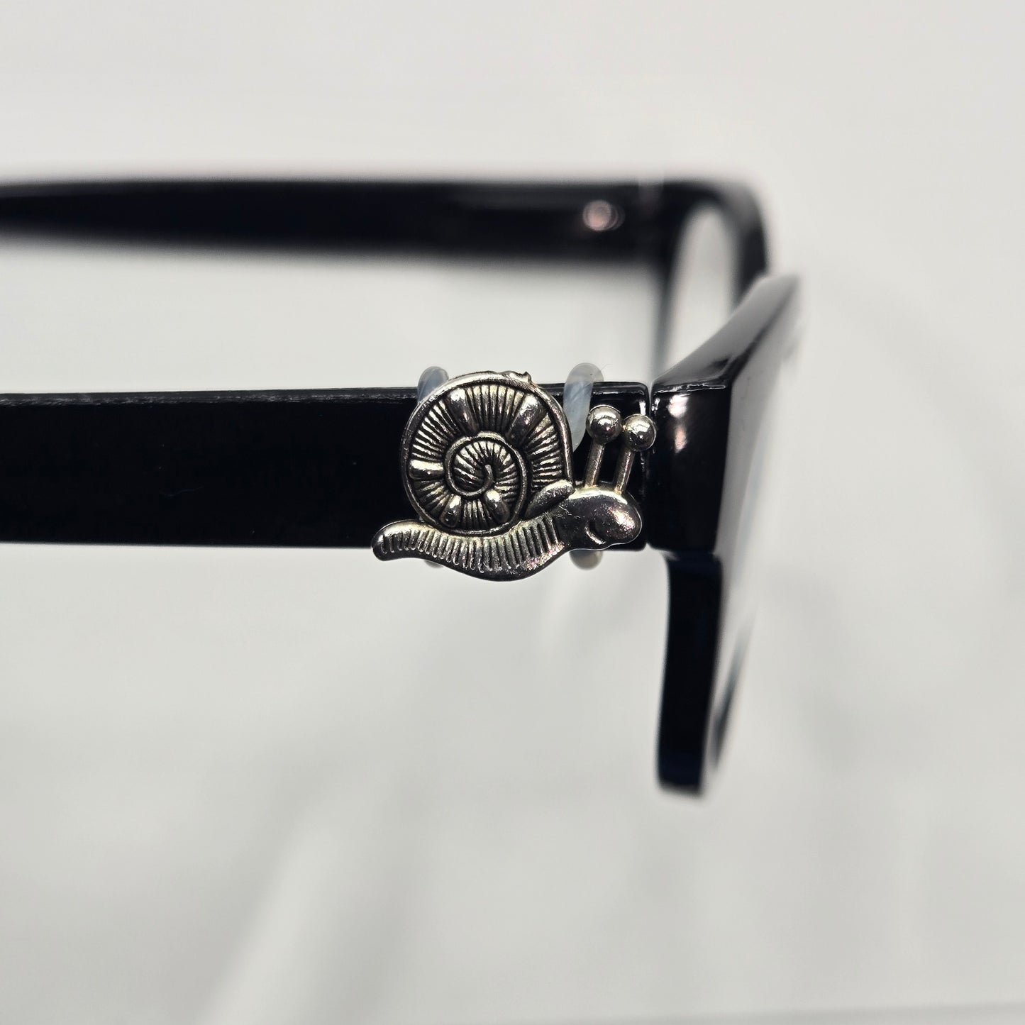 Silver Snail Metal EyeDeco